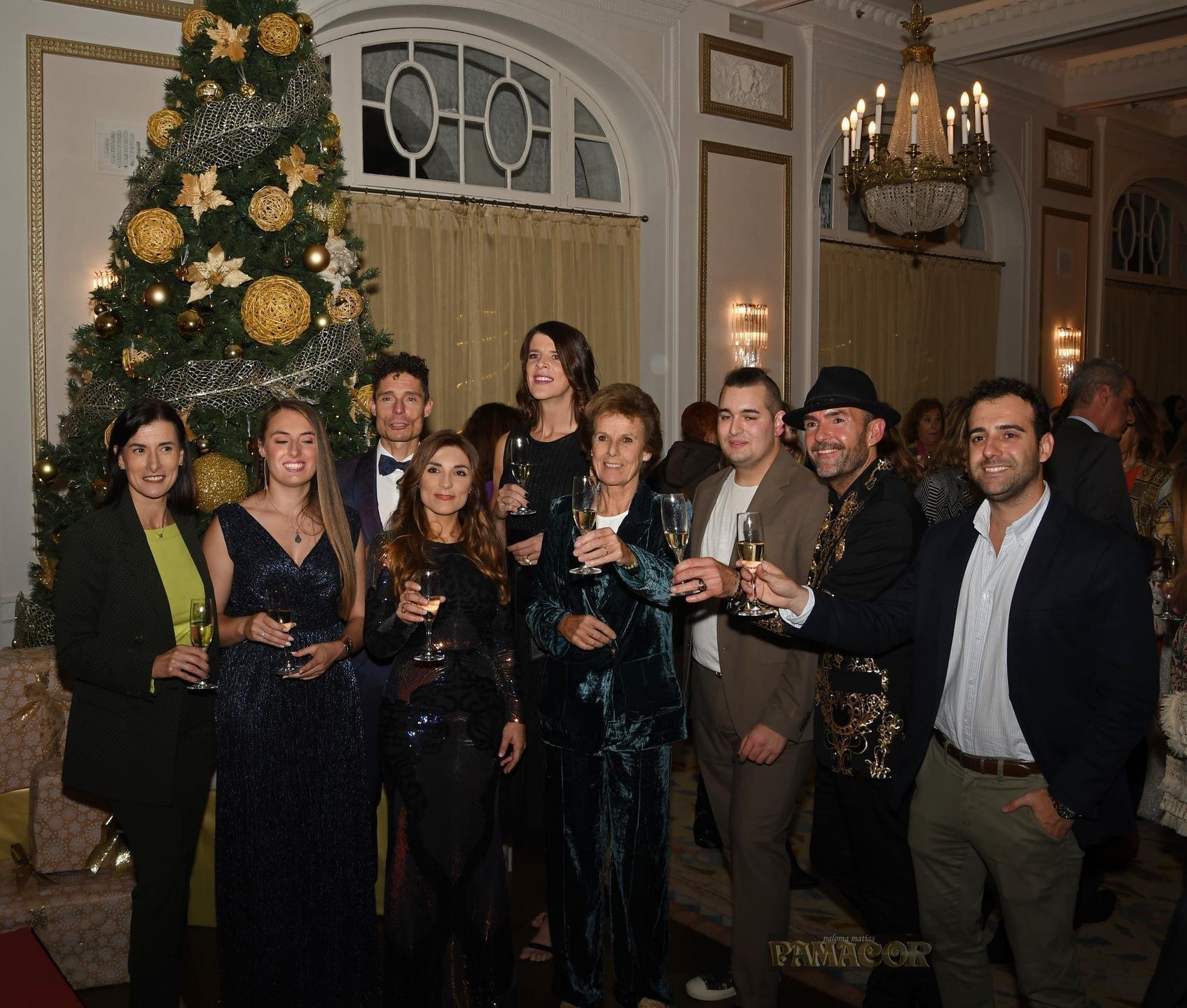 Encendido Arbol Navidad Hotel  Real 2023 - Foto familia 3