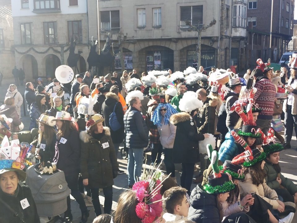 Doscientos participantes colaboran con la Asociación contra el Cáncer en Reinosa.