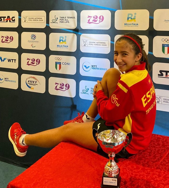 Eloísa Barreda, la joven promesa cántabra del tenis de mesa que acaba de ganar su primer oro internacional