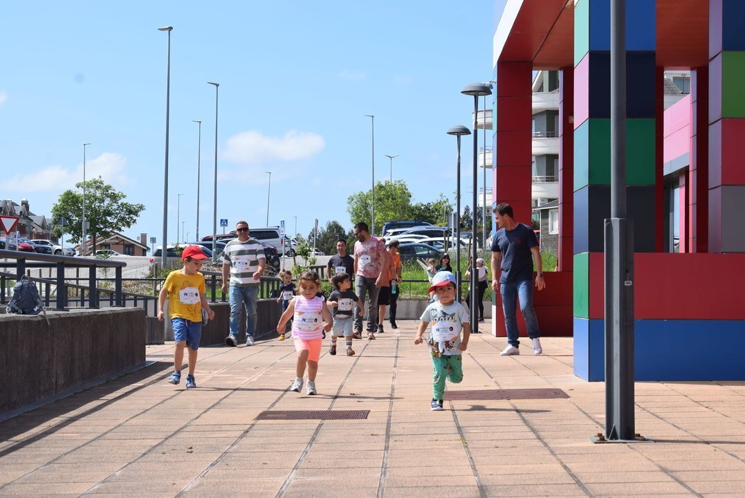 CARRERA SOLIDARIA GUARDERIAS PIELAG OS CONTRA LEUCEMIA INFANTIL (12)