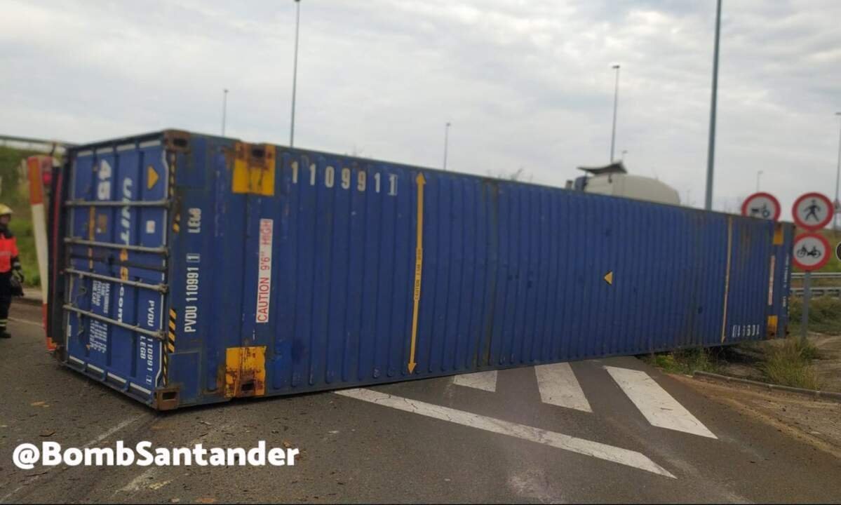 Captura de pantalla 2024-10-14 a las 23.07.43