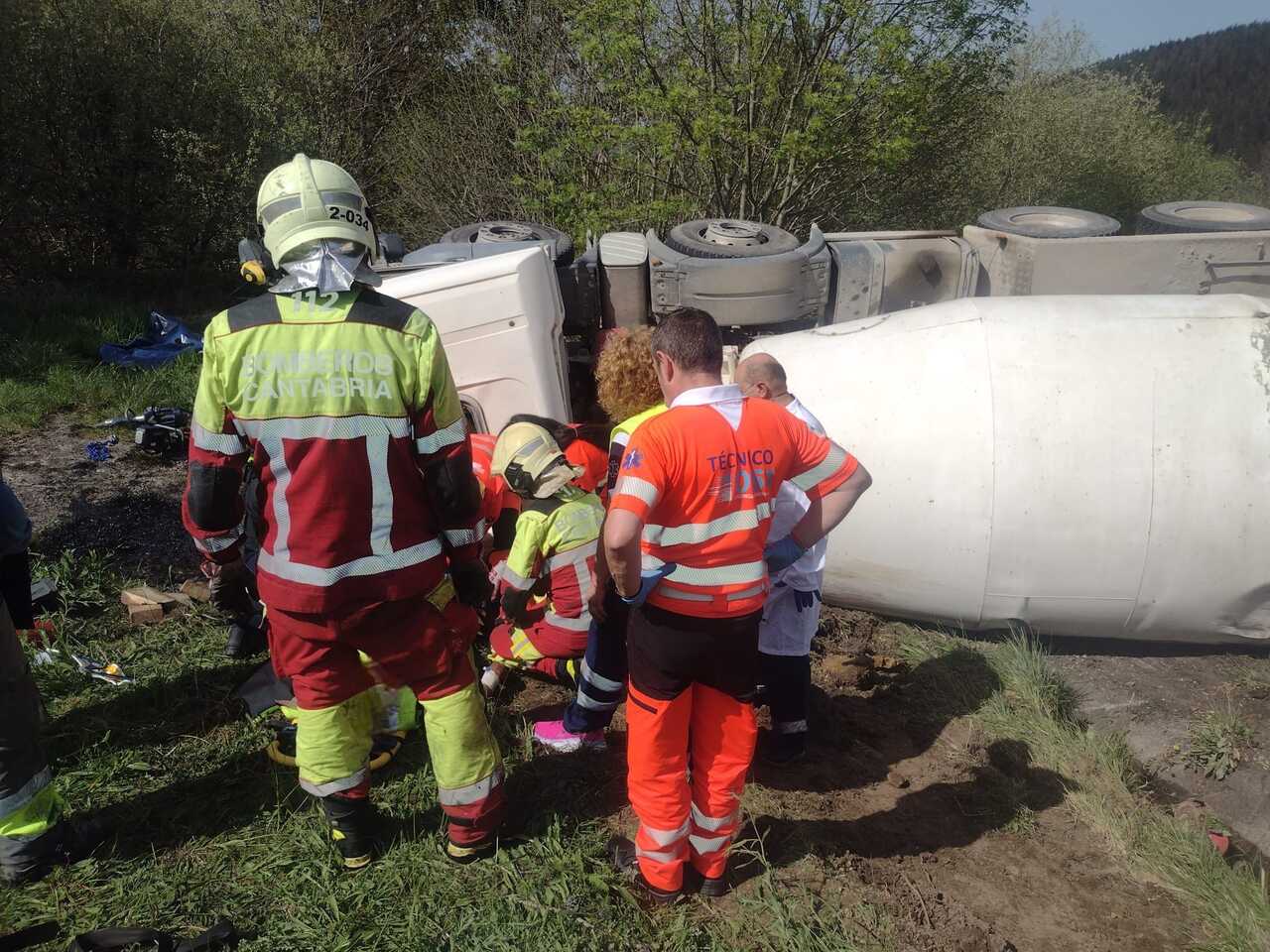 6b19d2b2-d8c6-49b9-a496-6d714d159798